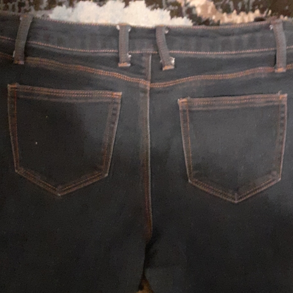 Jeans - Picture 3 of 5